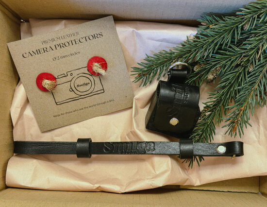 Gift box-  thin wrist strap